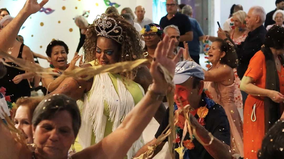 Associados se divertindo na festa