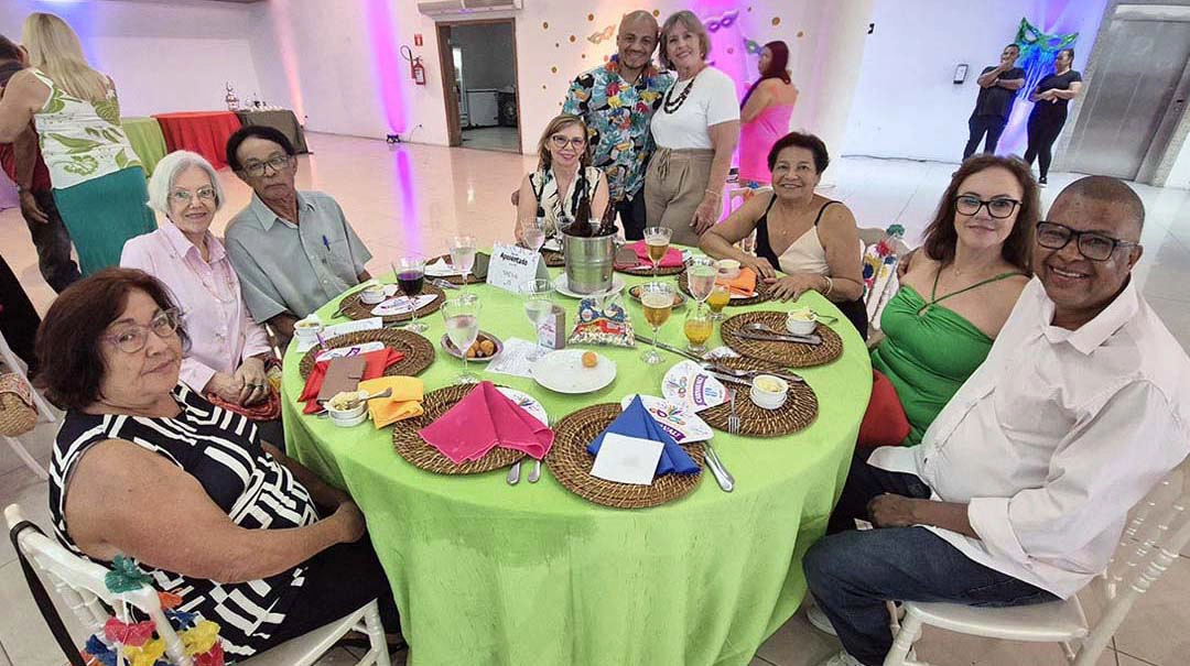 Associados se divertindo na festa