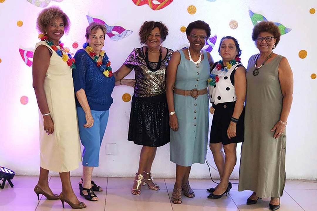 Associados se divertindo na festa