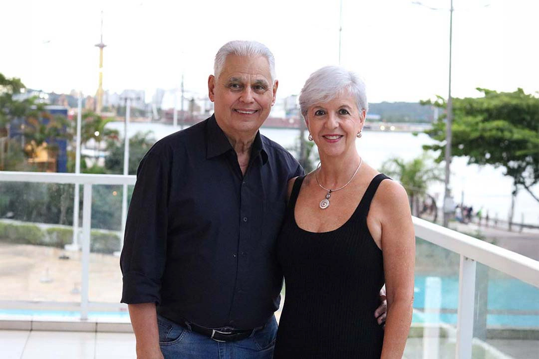 Associados se divertindo na festa