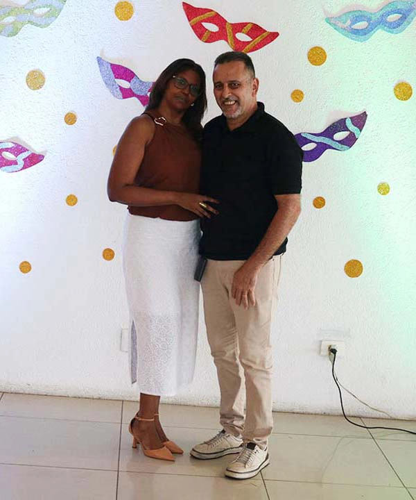 Associados se divertindo na festa