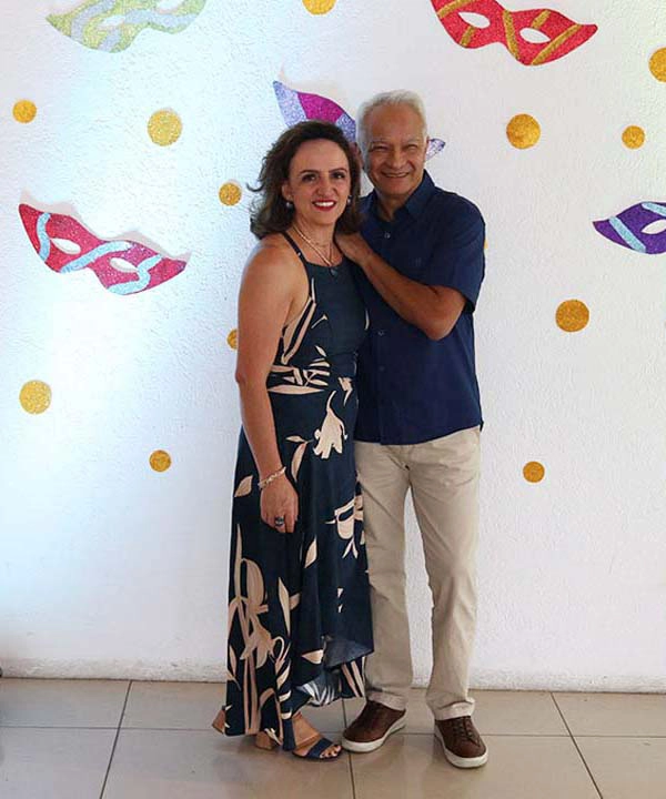 Associados se divertindo na festa