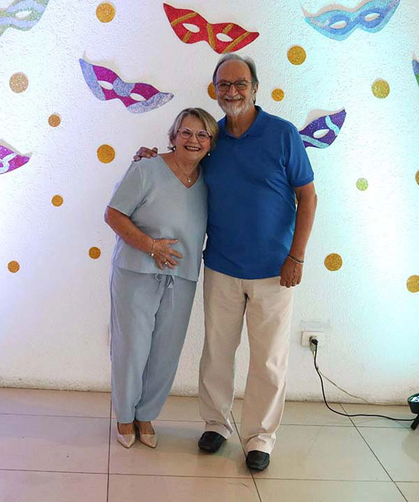 Associados se divertindo na festa